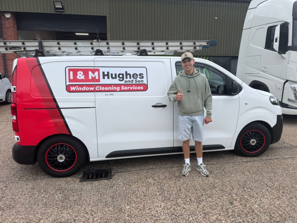 I & M Hughes – Vehicle Graphics