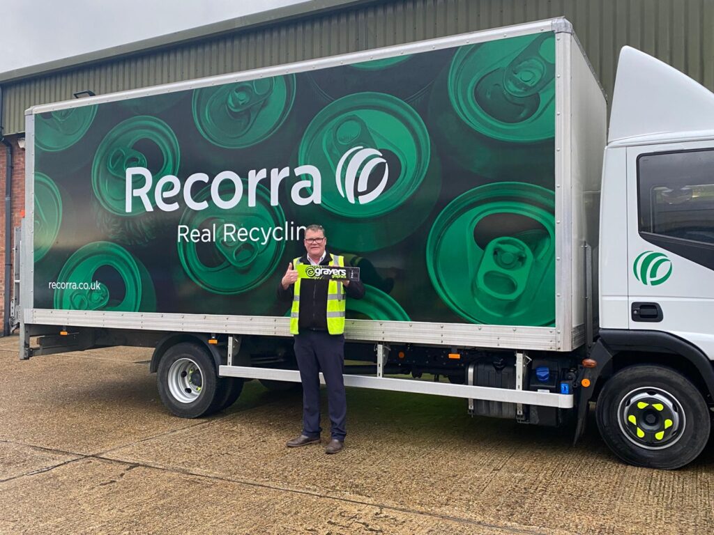 Recorra – Vehicle Graphic – London